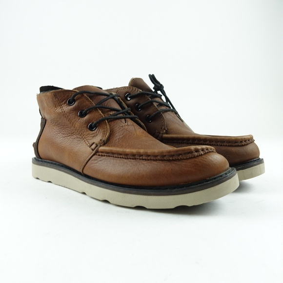 TOMS Men\'s Waterproof Leather Chukka Boots R1S6 main image 6